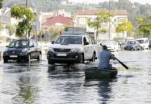As obras para evitar as inundacións na Ribeira incluirán a construción dun novo colector para a recollida de pluviais e válvulas que eviten a entrada da auga do río cando suba a marea