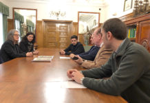 María Barral exponlle a Fomento a cesión da antiga N-VI a rúa da Ribeira e a construción de glorietas na Magdalena e Ponte Nova