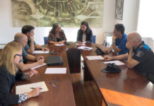 A Policía Local e a Garda Civil intensificarán a súa presenza as fins de semana para evitar concentracións de “botellón” en Betanzos