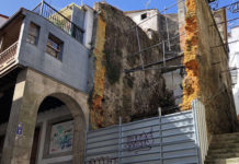 Betanzos saca a contratación as obras para recuperar as fachadas e cuberta da coñecida como Casa Gótica