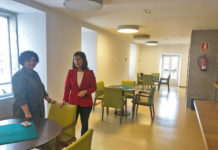 O Concello de Betanzos abriu as instalacións do centro social da terceira idade da praza García Naveira