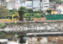 Costas inicia a limpeza das marxes dos ríos Mendo e Mandeo en pleno centro urbano, atendendo a petición do goberno local