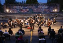 Betanzos celebrou o pasado día 13, o seu tradicional concerto “cidade de Betanzos” con Rosa Cedrón, Paco Lodeiro e Miguel Ladrón de Guevara no Pasatempo con aforo limitado pola Covid-19