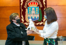 O concello de Betanzos, entrega o premio Úrsula Meléndez a Carmiña Moar, mestra panadeira. Galeria de imaxes