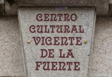 O Concello recoñece a figura do ex alcalde Vicente de la Fuente poñendo o seu nome ao Complexo Cultural Santo Domingo. Galería de imaxes.