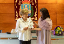 Betanzos entrégalle o Premio Úrsula Meléndez de Texeda á betanceira Consuelo Carro Veiga. Galería de imaxes.