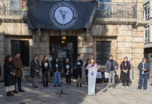25N: Acto contra a violencia de xénero na Praza da Constitución. Galería de imaxes.