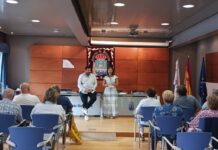 Betanzos expón crear un centro de ámbito social no antigo ambulatorio que incluiría o centro de día municipal e outros servizos promovidos por entidades da cidade