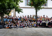 A EMuF pecha o curso 2025/26 cunha emotiva homenaxe a Elena Díaz polos seus 40 anos á fronte da escola.