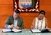 Concello e Deputación asinan o convenio para renovar o parque infantil do Pasatempo